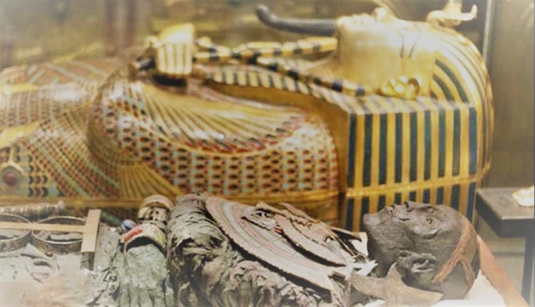 What are 5 facts about Tutankhamun?