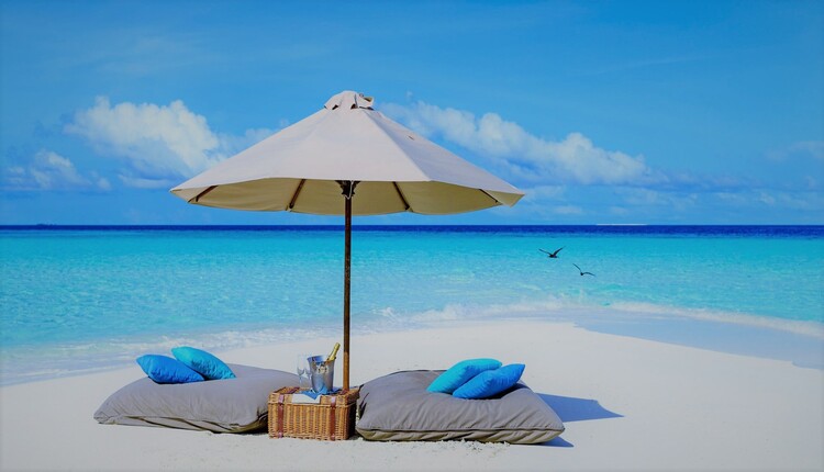 What is the best time of year to go to the Maldives