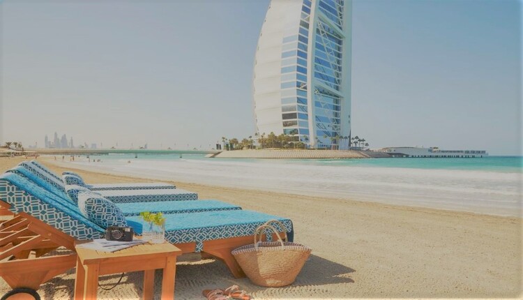 Explore the beaches of the UAE